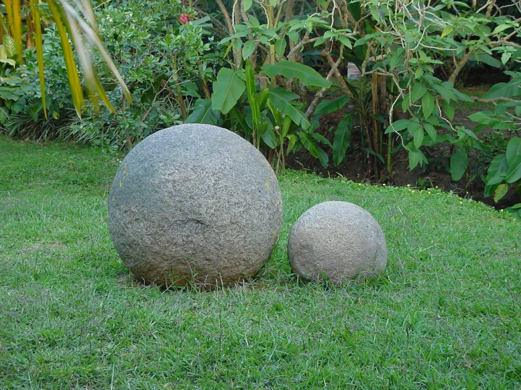 Pre-contact stone spheres